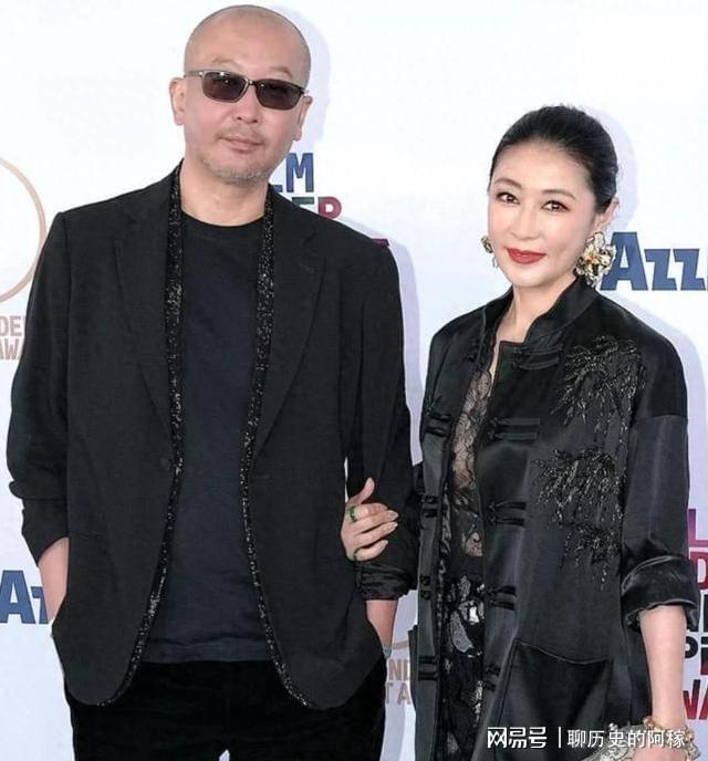 花板让马伊琍和整个娱乐圈“沉默”了新葡京博彩官媒发文58岁管虎再破天(图4) 花板让马伊琍和整个娱乐圈“沉默”了新葡京博彩官媒发文58岁管虎再破天(图4)